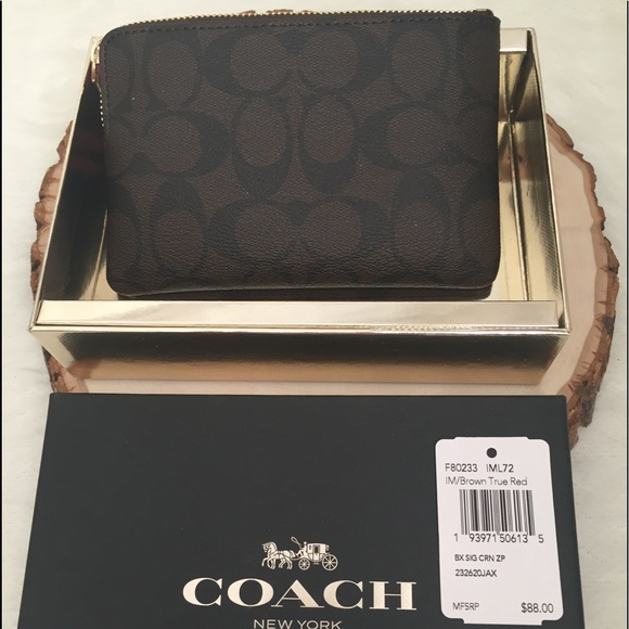 COACH Wristlet 🆕 - Picture 6 of 7